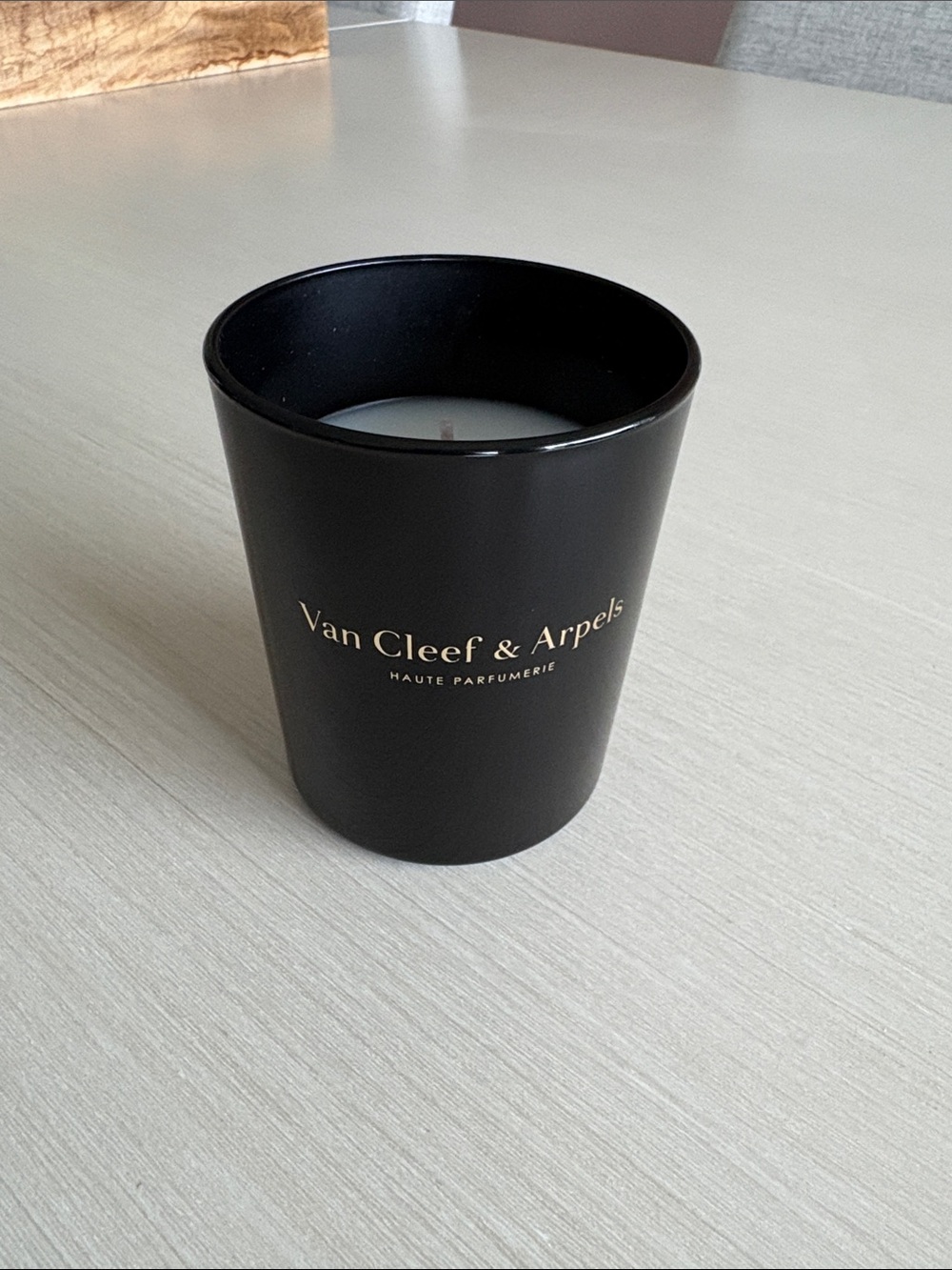 Van Cleef & Arpels Scented Candle New Black